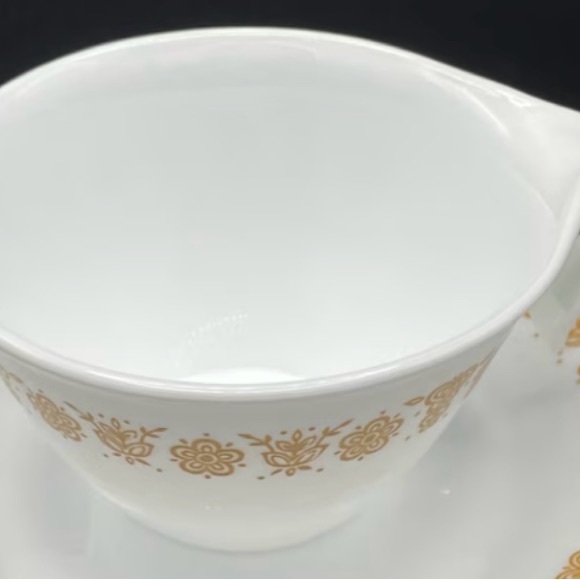 CORELLE: Vintage White and Gold Floral Teacup - Picture 1 of 3
